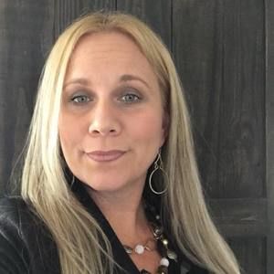 Meet your Posher, Kellie